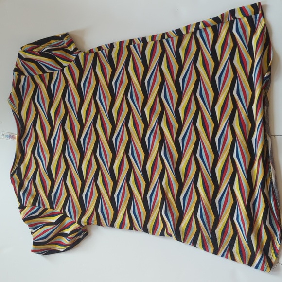 Women's Lularoe short sleeve blouse - Picture 3 of 4
